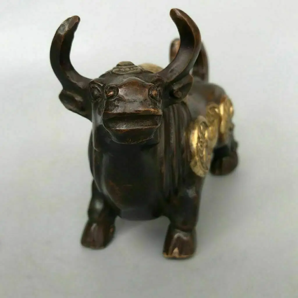 Chinese Copper Gilded Handmade Carved Exquisite Yuan Bao cattle Statue 22217
