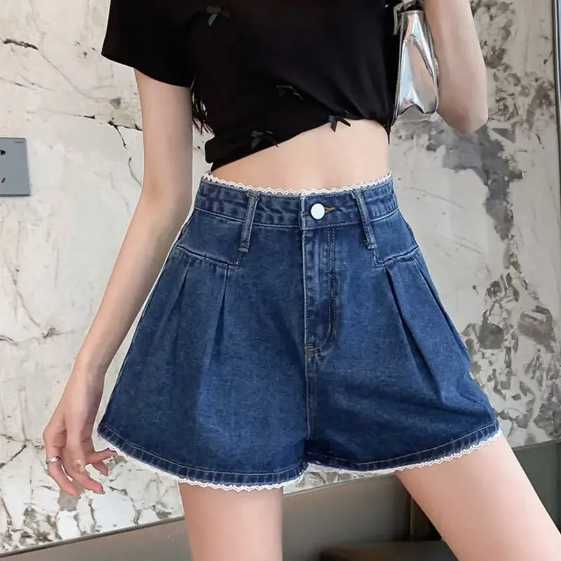 Summer American Stylish Lace Spliced Denim Shorts Vintage Wide Leg Female Clothing Hotsweet High Waist A-Line Basic Folds Shorts