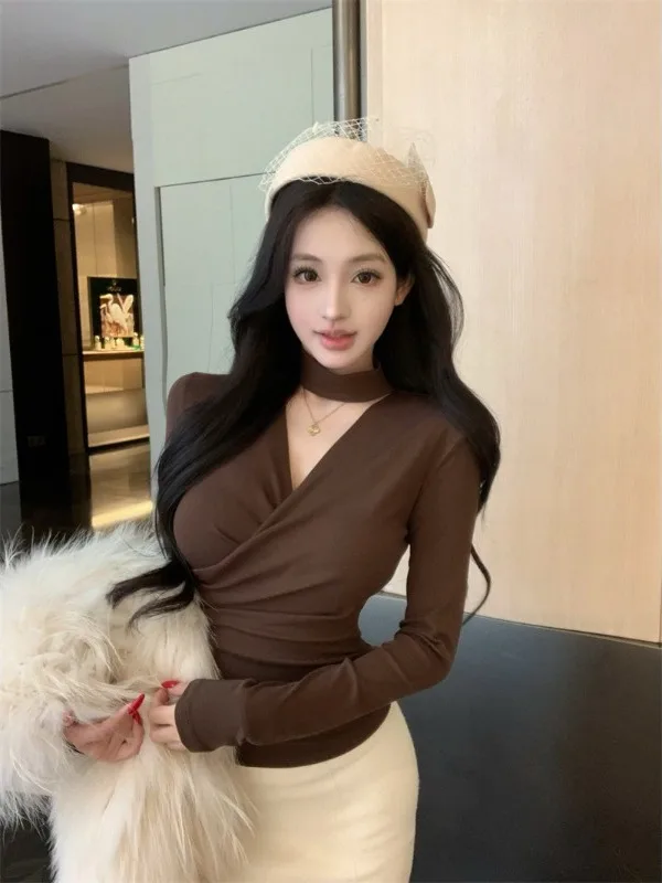 Korean Style Thickened Long Sleeve V-Neck T-Shirt Women's Base Shirt Autumn Winter Warm Inner Wear Slimming Top Neck Hanging