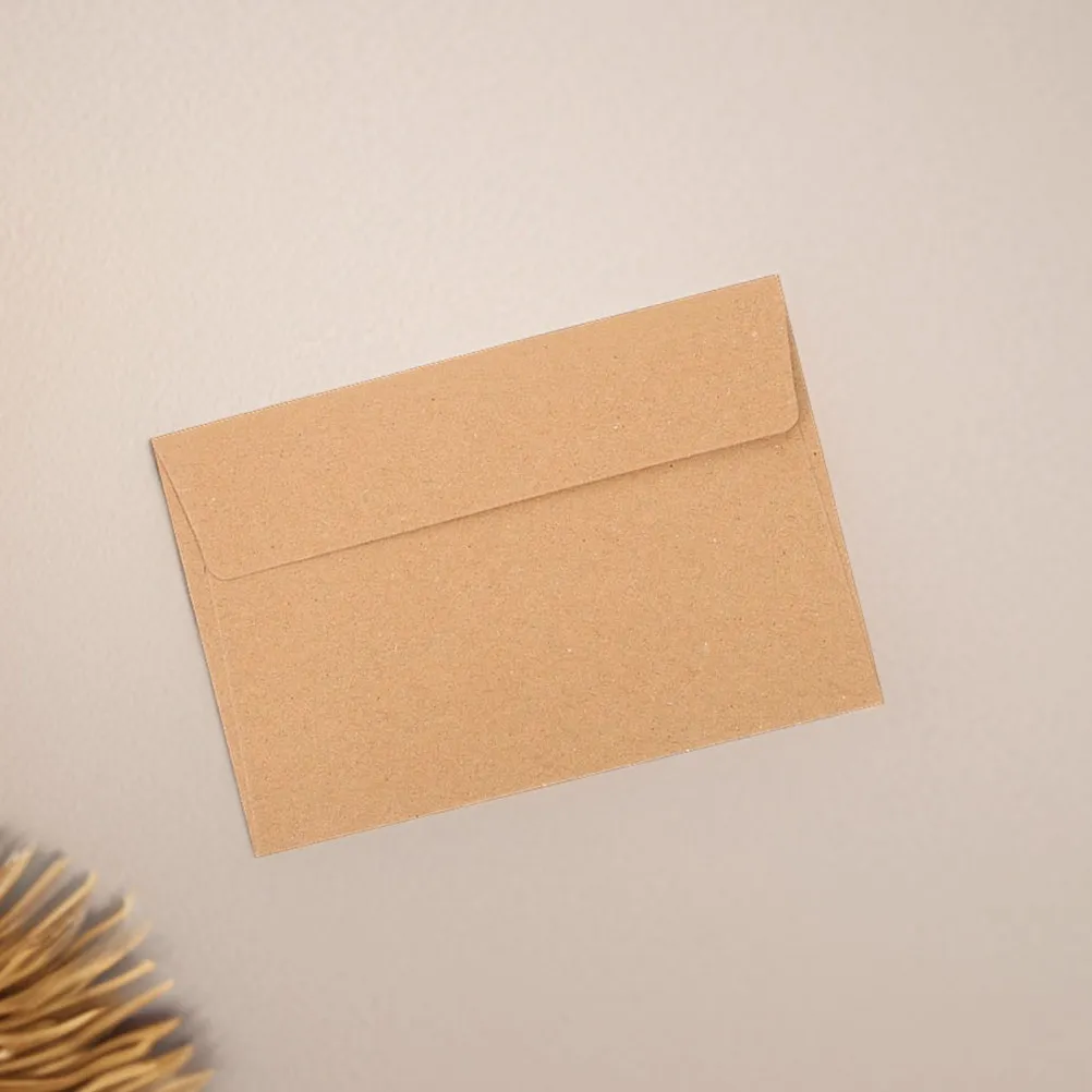 

30Pcs Invitation Envelopes Kraft Paper Self Adhesive Wedding Greeting Card Envelopes for Holiday Postcard Announcement Photo