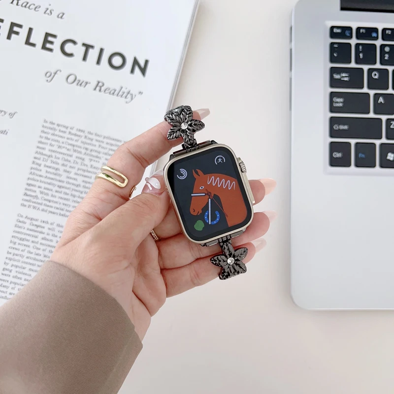 Flower Crystal Metal Strap for Apple Watch Bands 40mm 44mm 42 45 38 41 49 Women Bracelet for Iwatch Band serie 7 8 6 5 4 3 2 SE