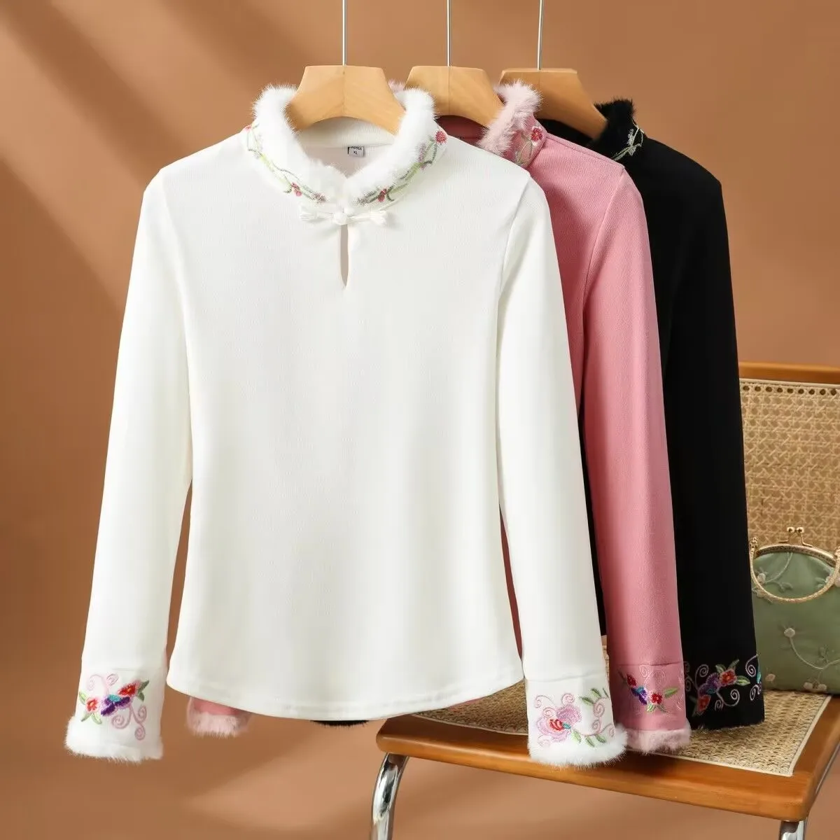 Chinese Style Long Sleeve T-Shirt 2024 New Women Autumn Winter Cheongsam Collar Base Shirt Female Soft All-match Blouse Tops