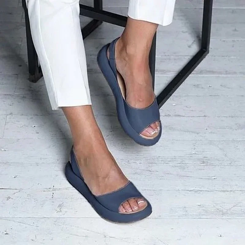 Summer New European Women\'s Shoes Beach Sandals Platform Fish Mouth Flat  Female Fashion Slides Thick Sole Large Size