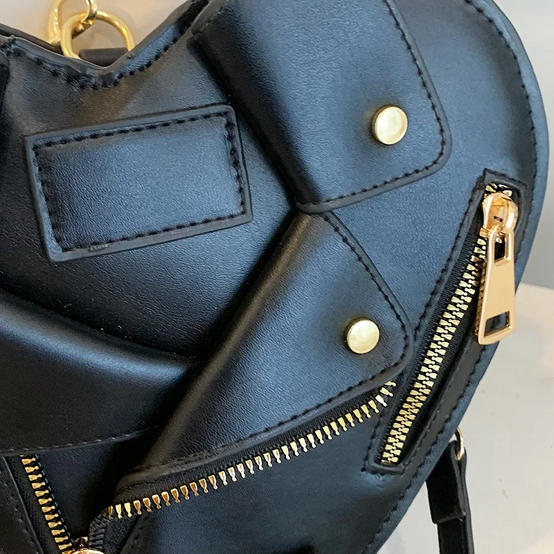 2023 Small Crossbody Bag Design Heart-shaped Rivet Jacket Shape Single Shoulder Bag Designer Bags Luxury