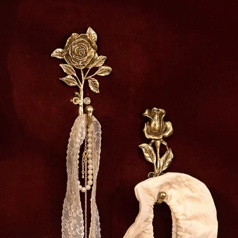 

French Vintage Gold Wall Hook Elegant Floral Decor Luxury Creative Single Hook for Entryway Key Holder Retro Home Organization