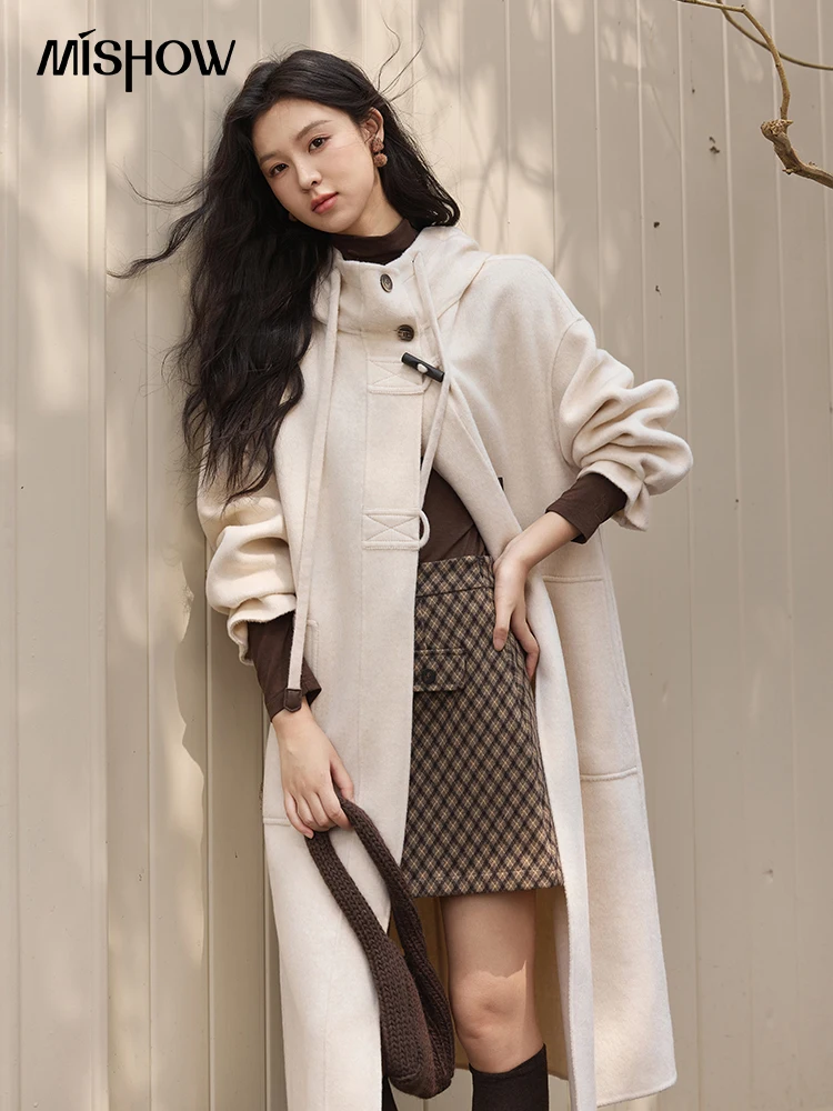 MISHOW Hooded Reversible Tweed Coat Women 2024 Winter Premium Fashion Korean Warm Single Breasted Long Tweed Jacket MXD55W0652