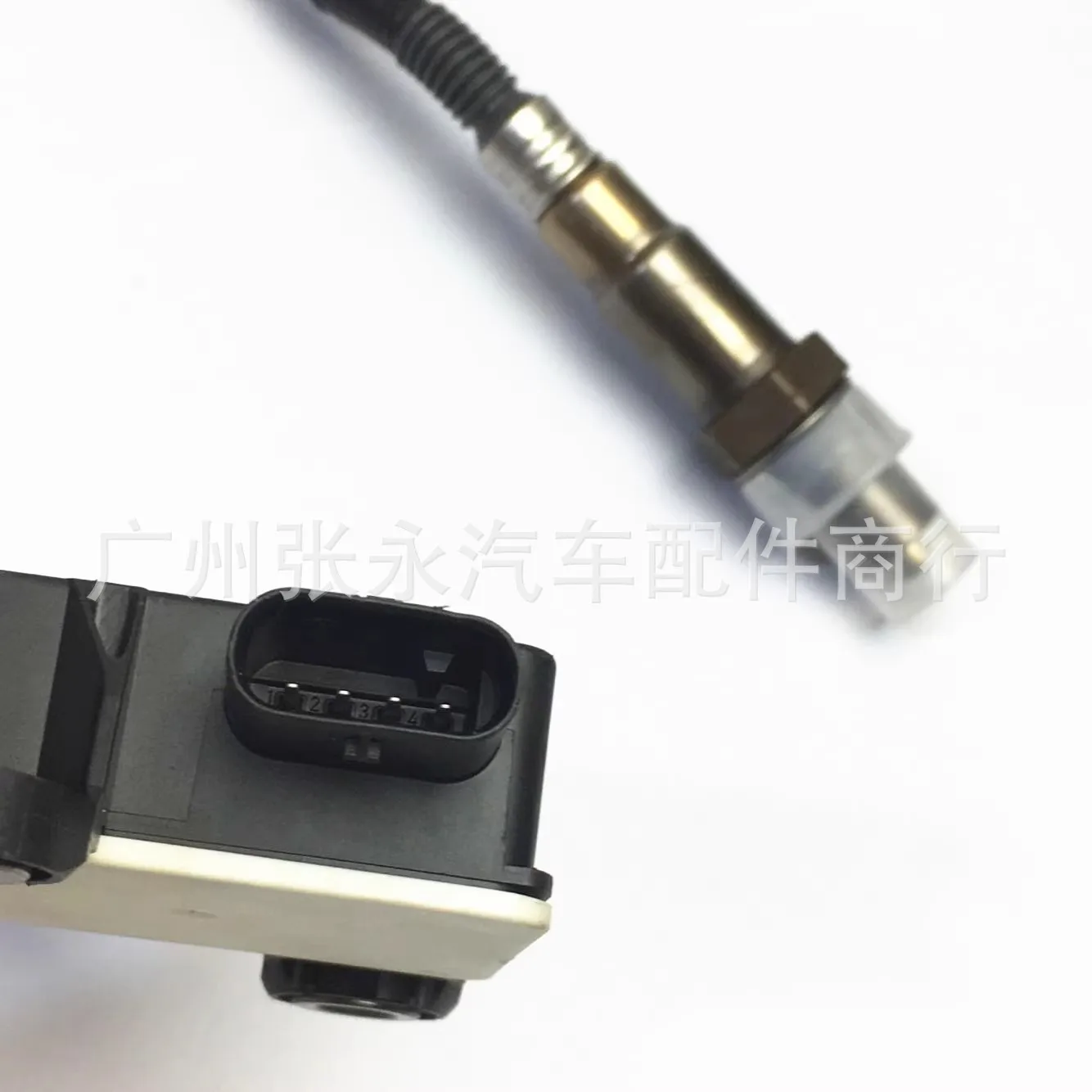 for Diesel exhaust particulate nitrogen oxygen sensor X204 W251 A0009058402 0281006352