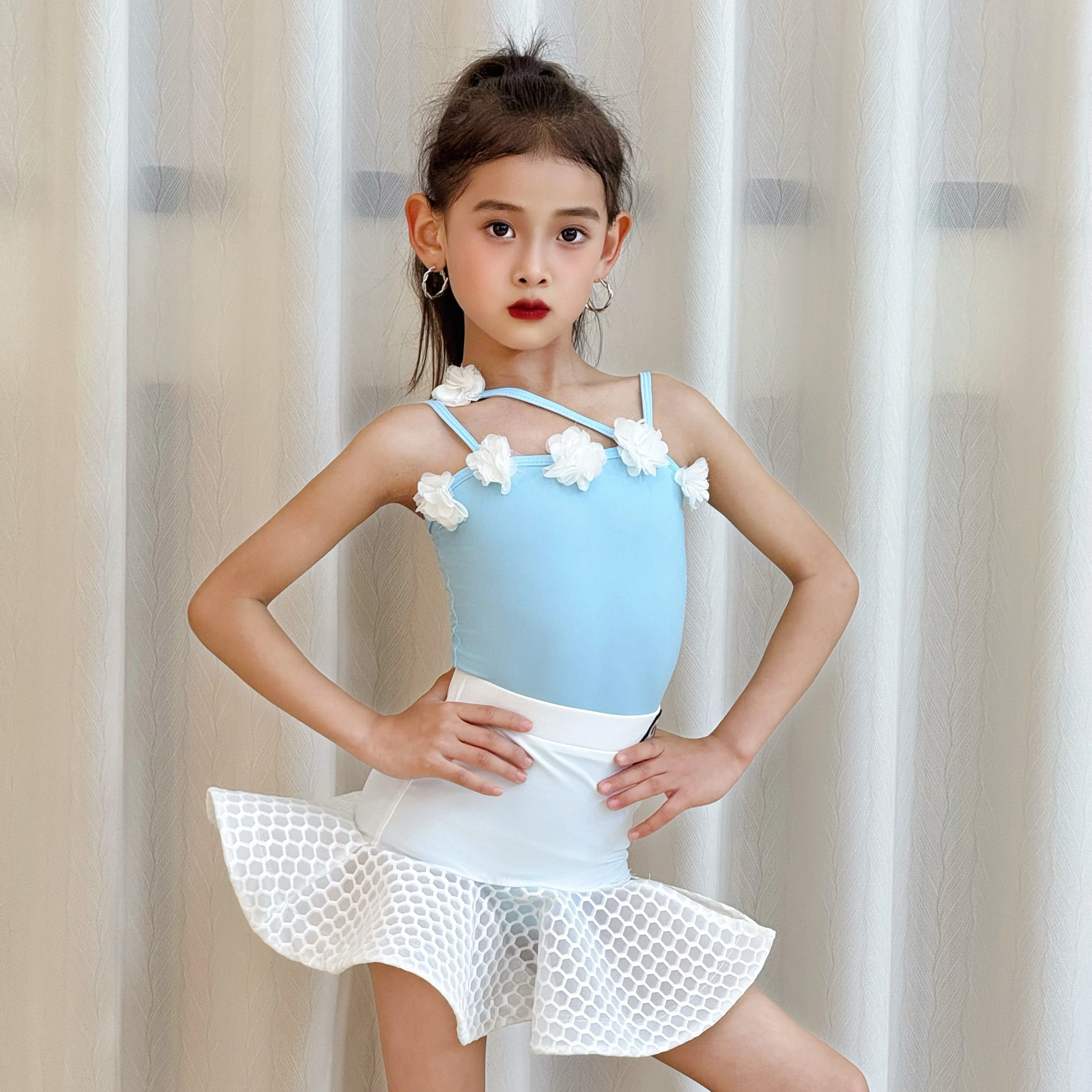 New summer Latin dance costumes, girls' high-end practice costumes, children's performance costumes and dance costumes