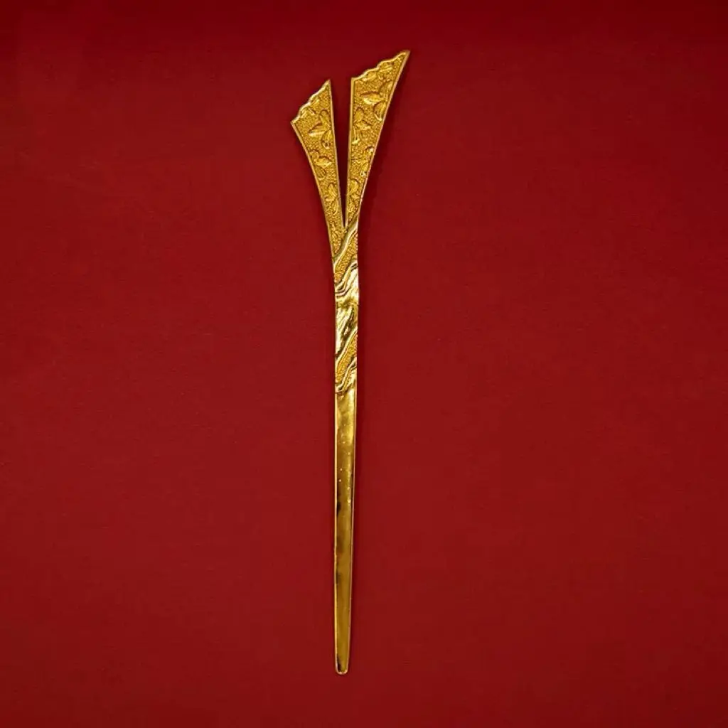 Brass Gold-plated Double-sided Carved Tang Dynasty Golden Flowers and Grass Pattern Hair Hairpin Hanfu Accessories Antique Style