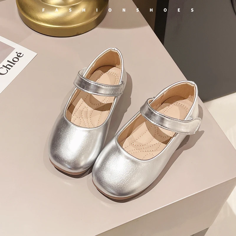 

Toddlers Girls Casual Shoes Kids Leather Shoes for Little Big Children Party Wedding Glossy Shiny Chic Simple Classic Flats Soft