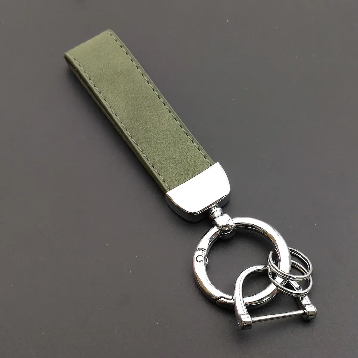 

Unisex Custom Genuine Leather Keychain Key Ring Key Chain Pendant Creative Anti-lost Delicate Car Accessory for Crossborder