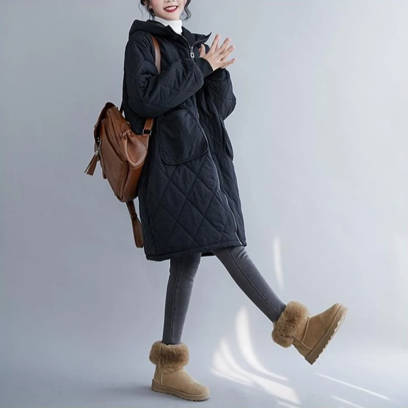 

Женское зимнее утепленное хлопковое пальто с капюшоном 2025, большие карманы, свободная теплая уютная утепленная куртка на молнии