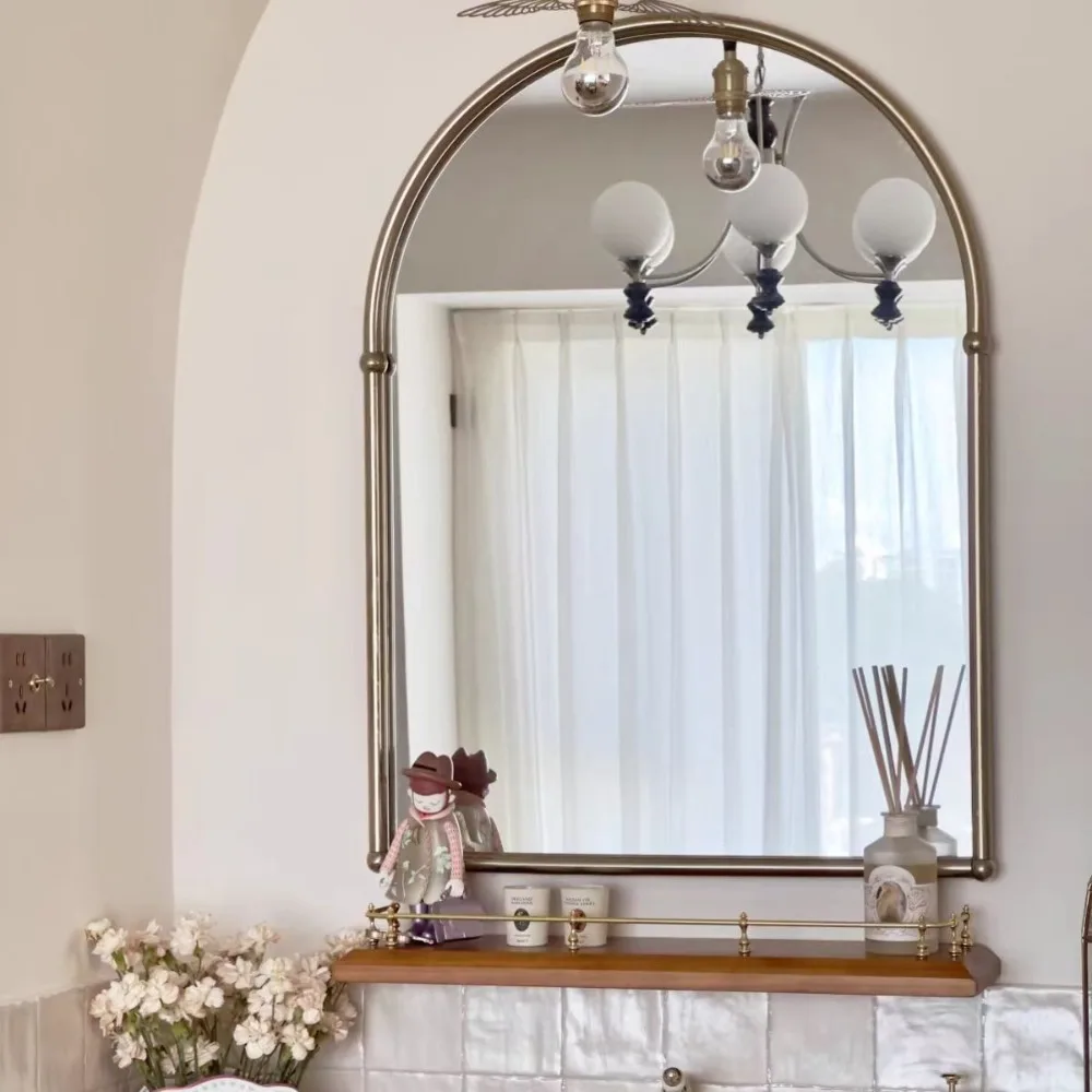 French retro arched bathroom mirror simple wall-mounted Nordic bathroom wall-mounted stainless steel vanity mirror