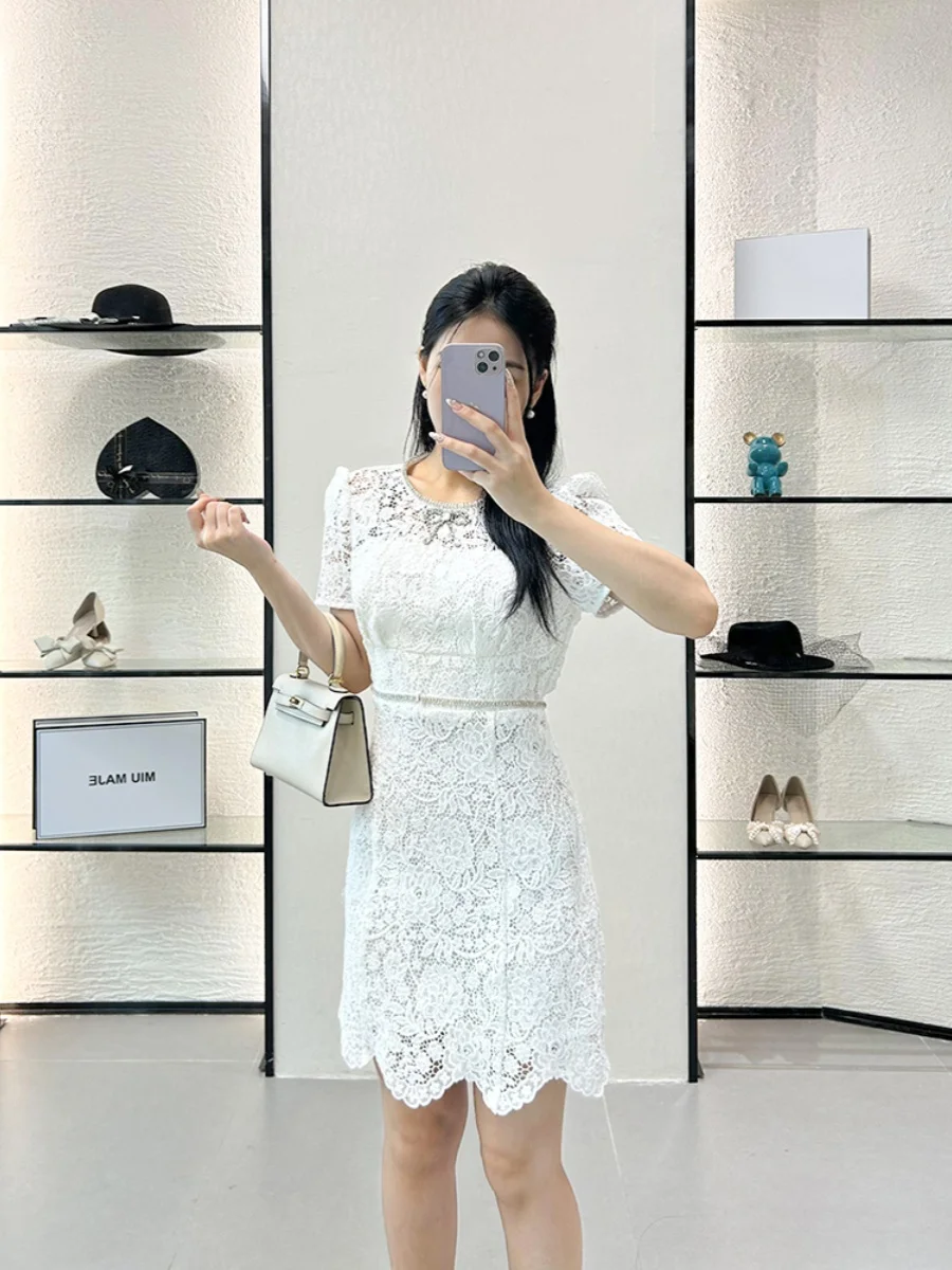 

Новая женская летняя короткая юбка с круглым вырезом, инкрустированная стразами, с завязками на талии и ажурными вставками