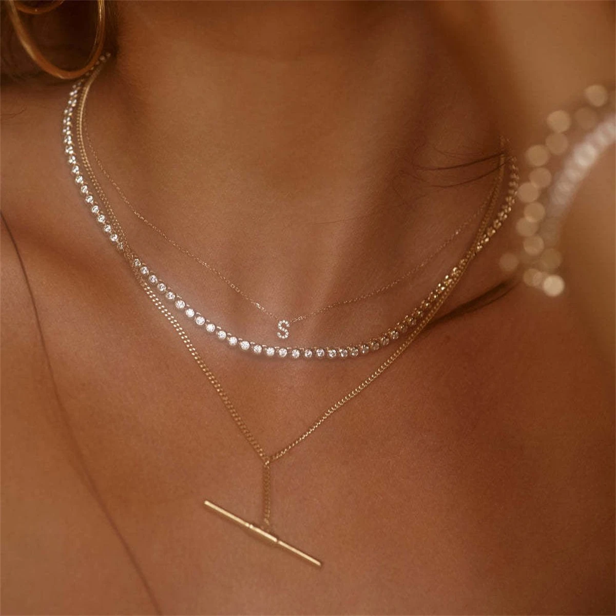 

Irregular line necklace made of stainless steel material with trendy and exquisite design, 18k gold color protection