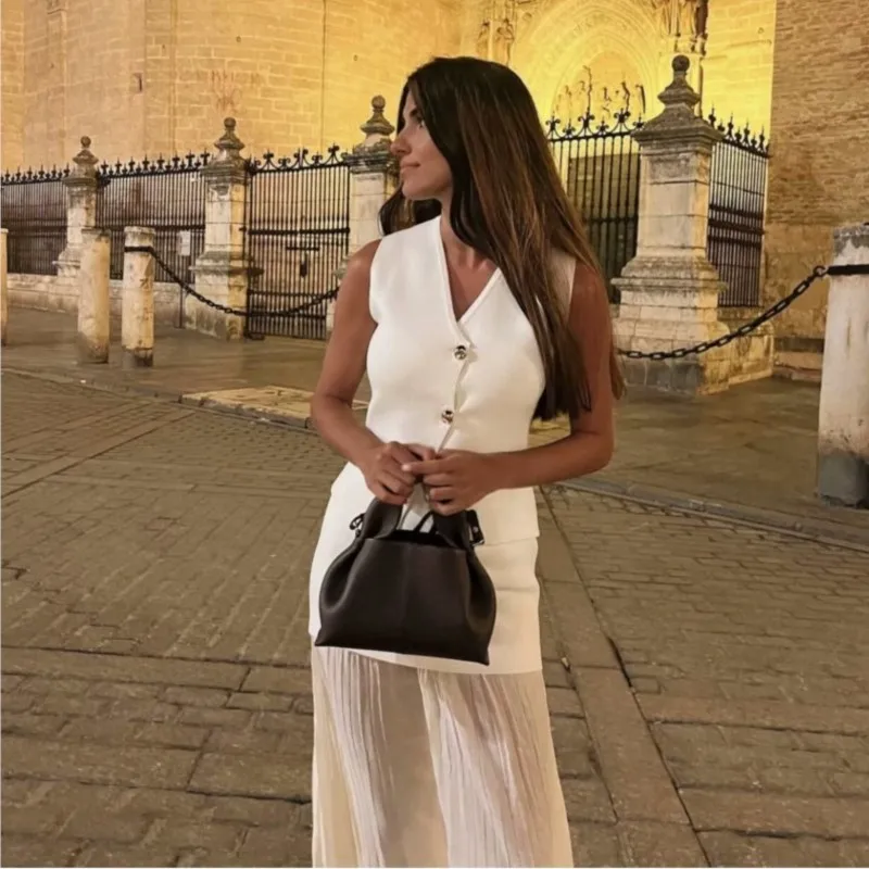 

Women's Elegant V-Neck Sleeveless Two Button Knitted Vest Top+High Waist Splicing Zipper Hem Folds Long Skirts French Streetwear