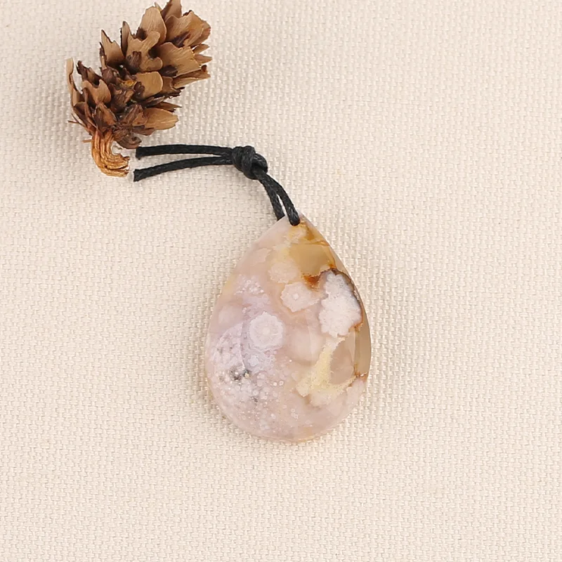 

Natural Faceted Cherry Blossom Agate Teardrop Pendant – Unique Patterned Gemstone for Elegant Jewelry
