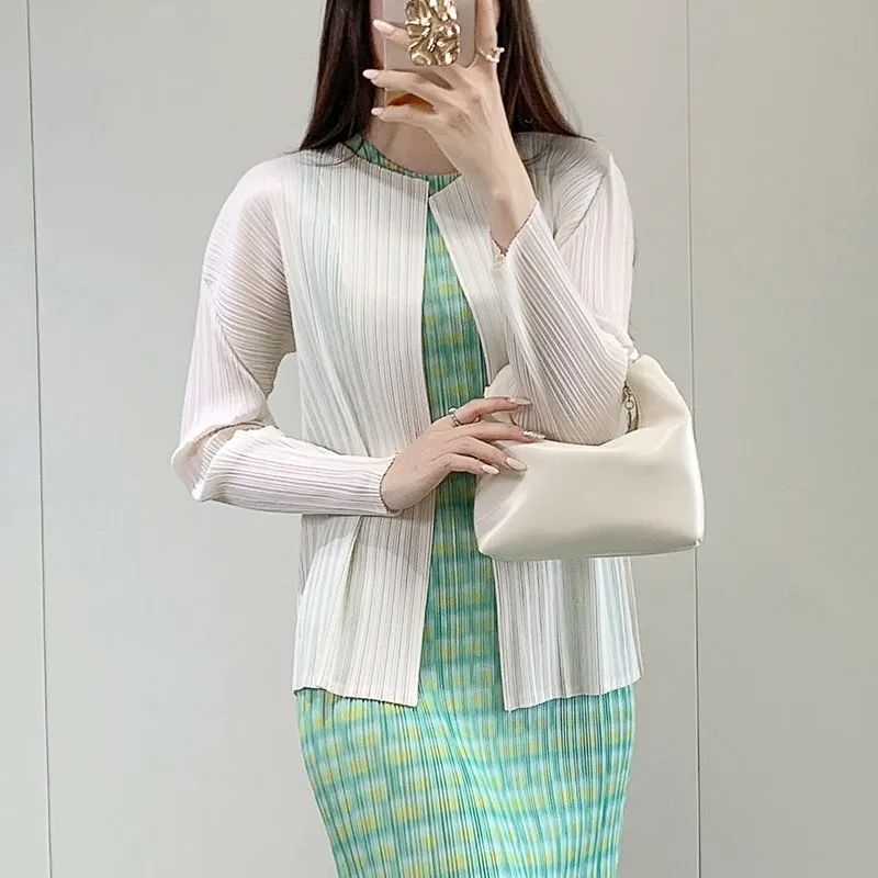 New Cardigan Top 2026 Summer Women Shawl Outerwear Air Conditioning Sun Protection Pleated Shirt Jacket Stretchy Clothing