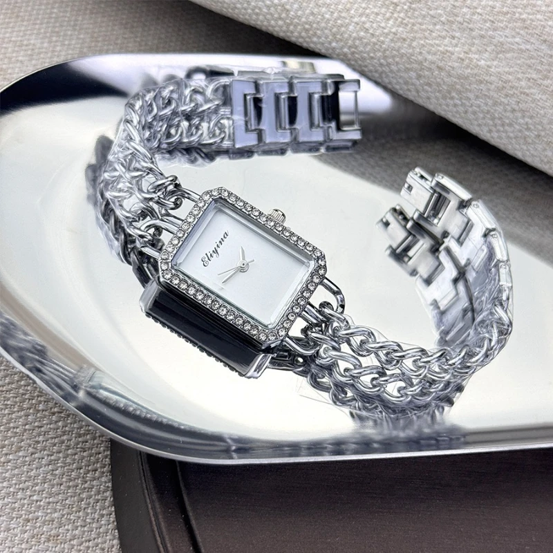 Women's Watch Fashionable and Luxurious Silver Studded Women's Alloy Steel Strip Studded Bracelet