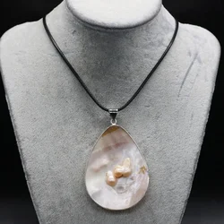Natural Mother of Pearl Shell Pendant Necklace Charming Pearl Beads Shell Charms Necklace for Women Jewelry Gift Size 40x60mm