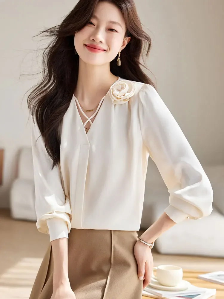 V-neck Long Sleeve Blouses 2024 Autumn New Shirts for Women Fashion Slim Womens Tops Straight Solid Lantern Sleeve Blouse Women