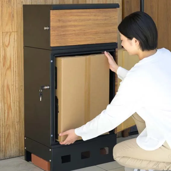 Outdoor Use Weatherproof Metal Freestanding Post Box Lockable Anti-theft Powder Coated Parcel Box Drop Delivery for Gate Use