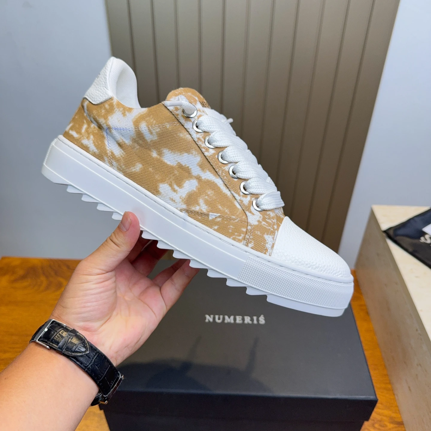 Brand's Best-selling Retro Casual Shell-toe Sneakers Street-style Canvas Skateboard Shoes Breathable Lace-up Walking Shoes Gifts