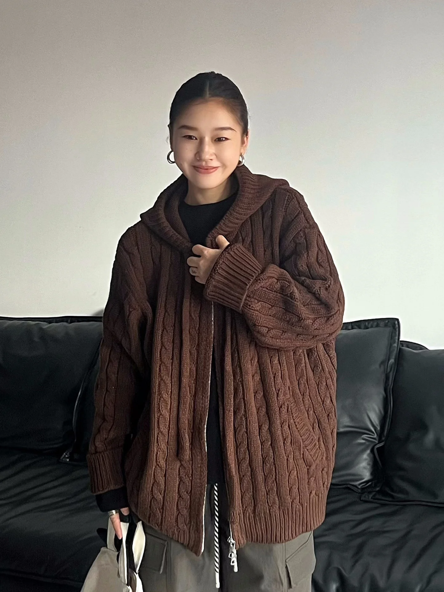 

Вязаный кардиган-пальто в стиле ретро с капюшоном и двойной молнией для женщин, осенне-зимний, повседневный, модный, теплый и уютный, от MAY MUZIYA