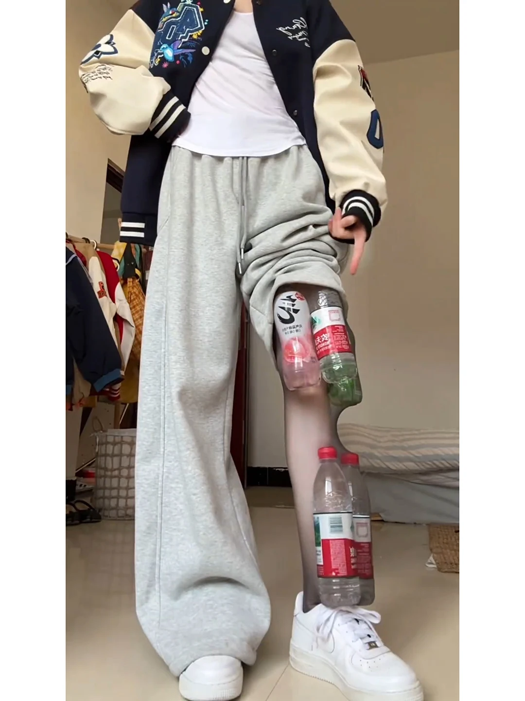 

Мужские брюки Cleanfit Heavyweight Bend Knife: осенне-зимние, на флисовой подкладке, широкие, американского кроя, спортивные, с эффектом драпировки