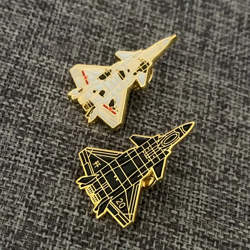 Chasing Dreams in The Blue Sky Flight Series Brooches Airplane Commemorative Brooch Badge Pins Decoration Craft Gifts