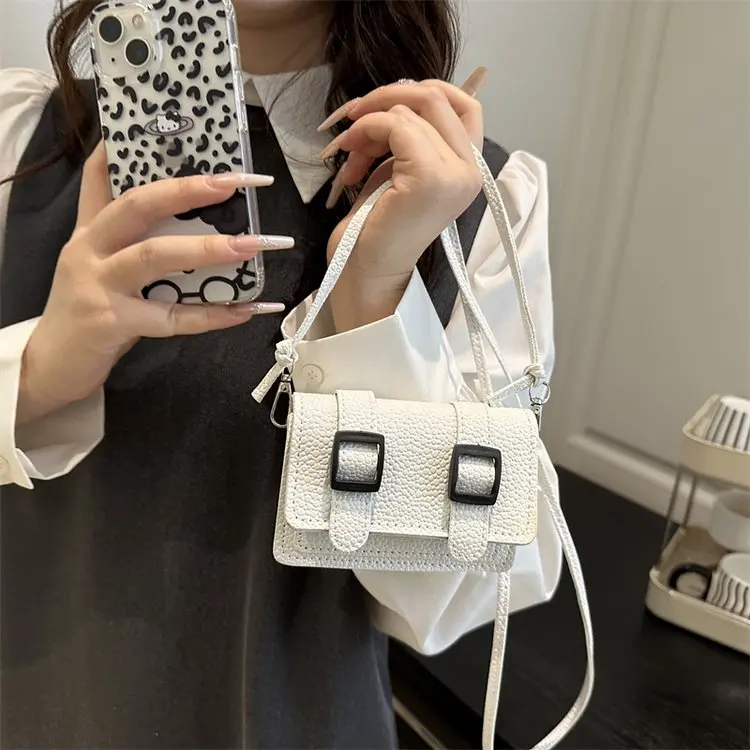 

Зима 2025 709, новая маленькая квадратная сумка через плечо, пригородная сумка, модная универсальная сумка