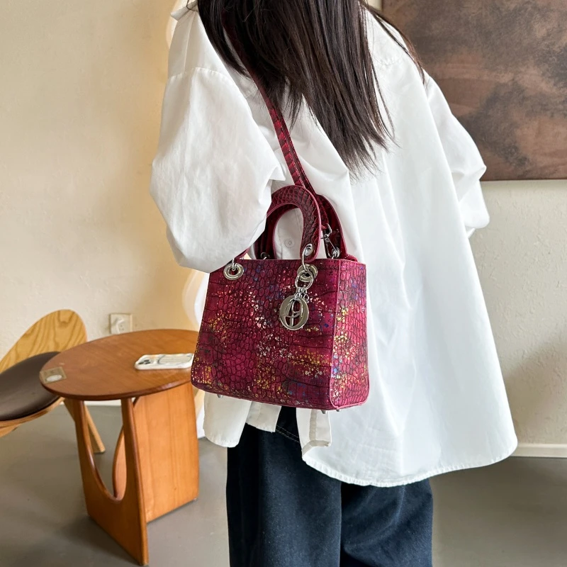 

Fashionable Ladies Leather Handbag Crossbody Bag With Shoulder Strap Elegant Classic Style By Famous Designer Brand
