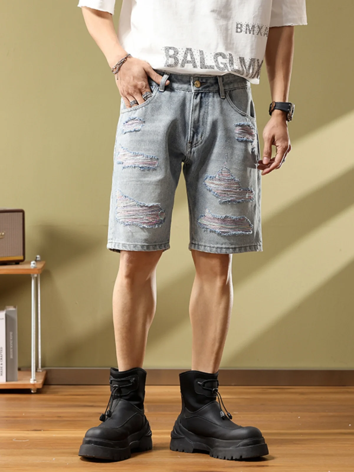 

Summer Thin Denim Shorts Men Light Wash American Retro Trendy Hole Loose Casual Straight Five-Point Pants Jeans Shorts