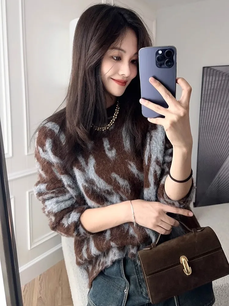 Customized Tiger Skin Roll Sweater Women'S Autumn And Winter Alpaca Wool Retro Jacquard Round Neck Knitted Top