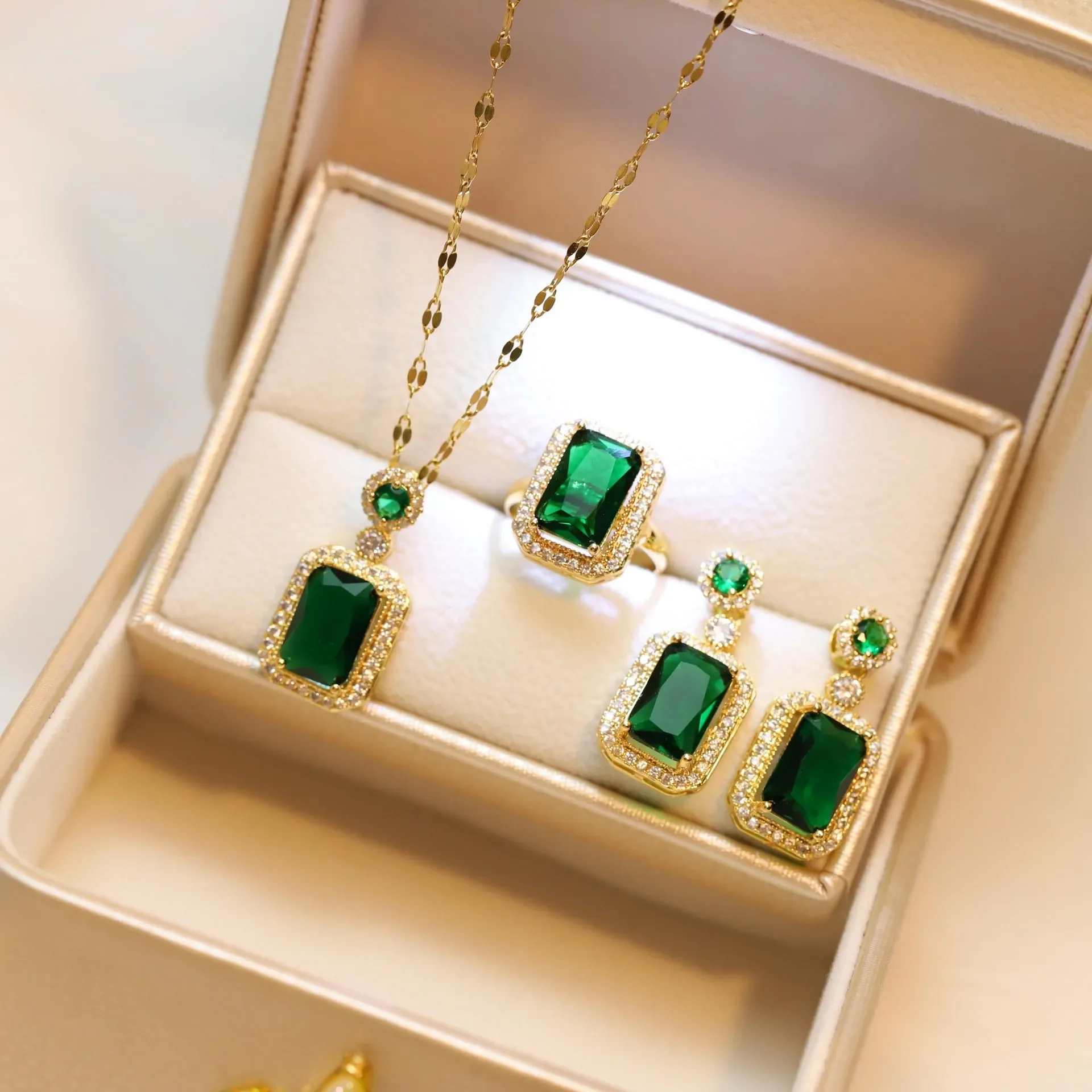 Luxury Emerald Jewelry Sets Fashion Women Bridal Zircon Green Stone  Earrings Ring Sets Rings for Women Jewelry