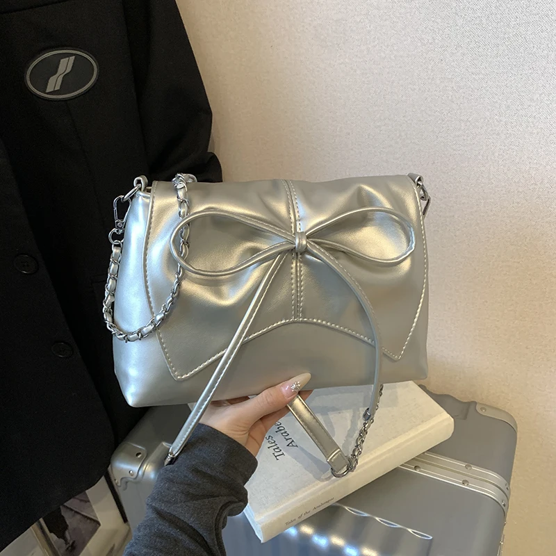 

Модная женская сумка-тоут из искусственной кожи с цепочкой и бантом, высококачественная модная женская сумка-тоут, мягкая сумка на плечо большой вместимости для покупок на открытом воздухе