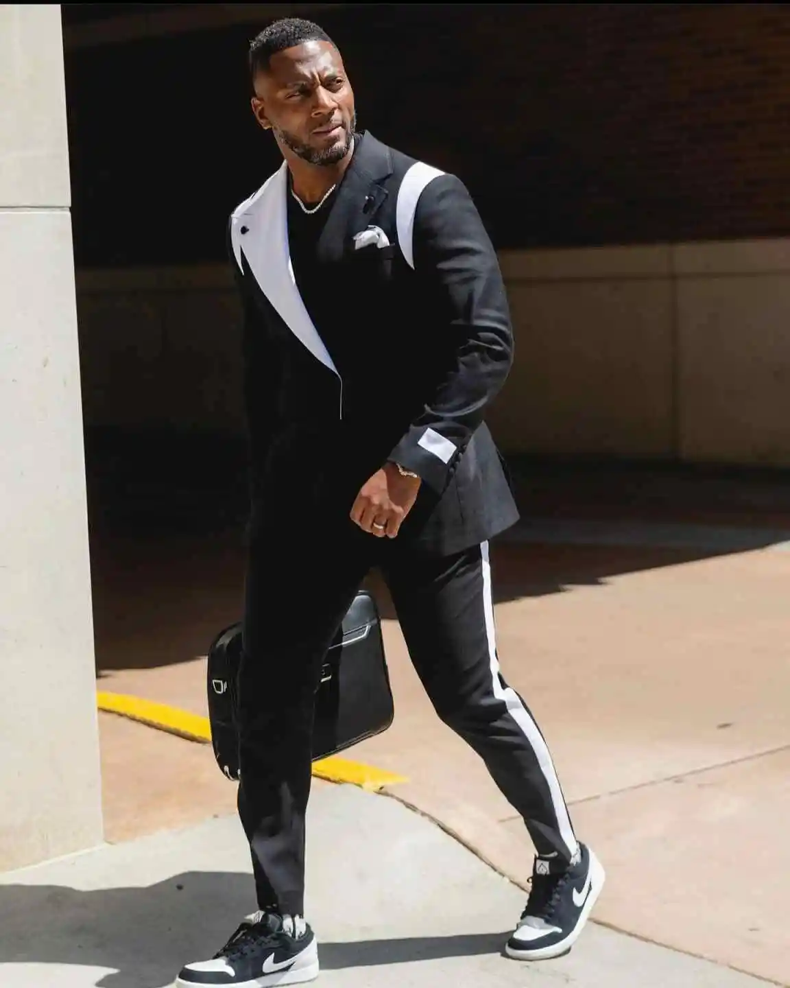 Elegant Splice Men's Suits Slim Fit 2 Pieces Jacket Pants Groom Wedding Tuxedos Special Party Customized trajes para hombre