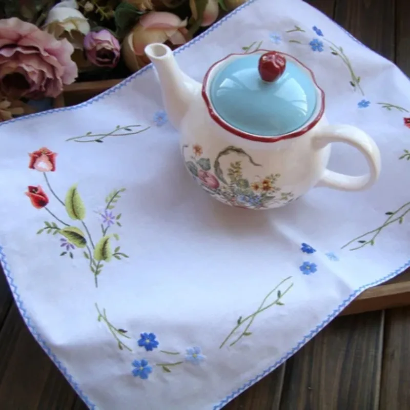 2PCS Foreign Trade Pure Cotton Hand-embroidered British Vintage Fabric Placemat Pads Handkerchiefs 30x45CM