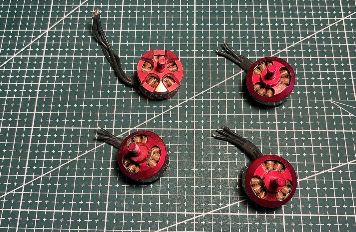 4pcs used Kingkong 2207 2100kv 2-4S Brushless Motor CCW For 4-5inch 4X4 5X4 5X4.5 5X5 props FPV Car