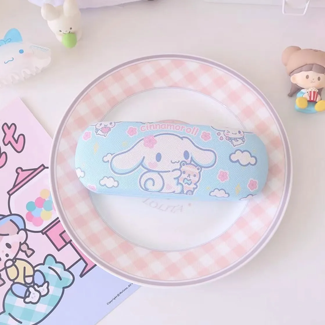 Sanrio Hello Kitty Cinnamoroll Kuromi custodia per occhiali miopia scatola portaoggetti per occhiali Anime Kawaii Cute Creative Travel Portable Girls