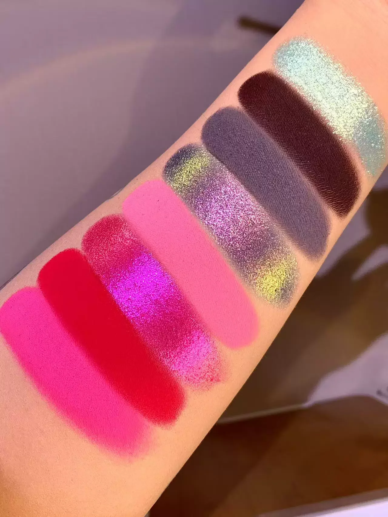 ナリミ 10色アイシャドウパレット マットカメレオン シマー 長持ち ナチュラルアイシャドウメイク