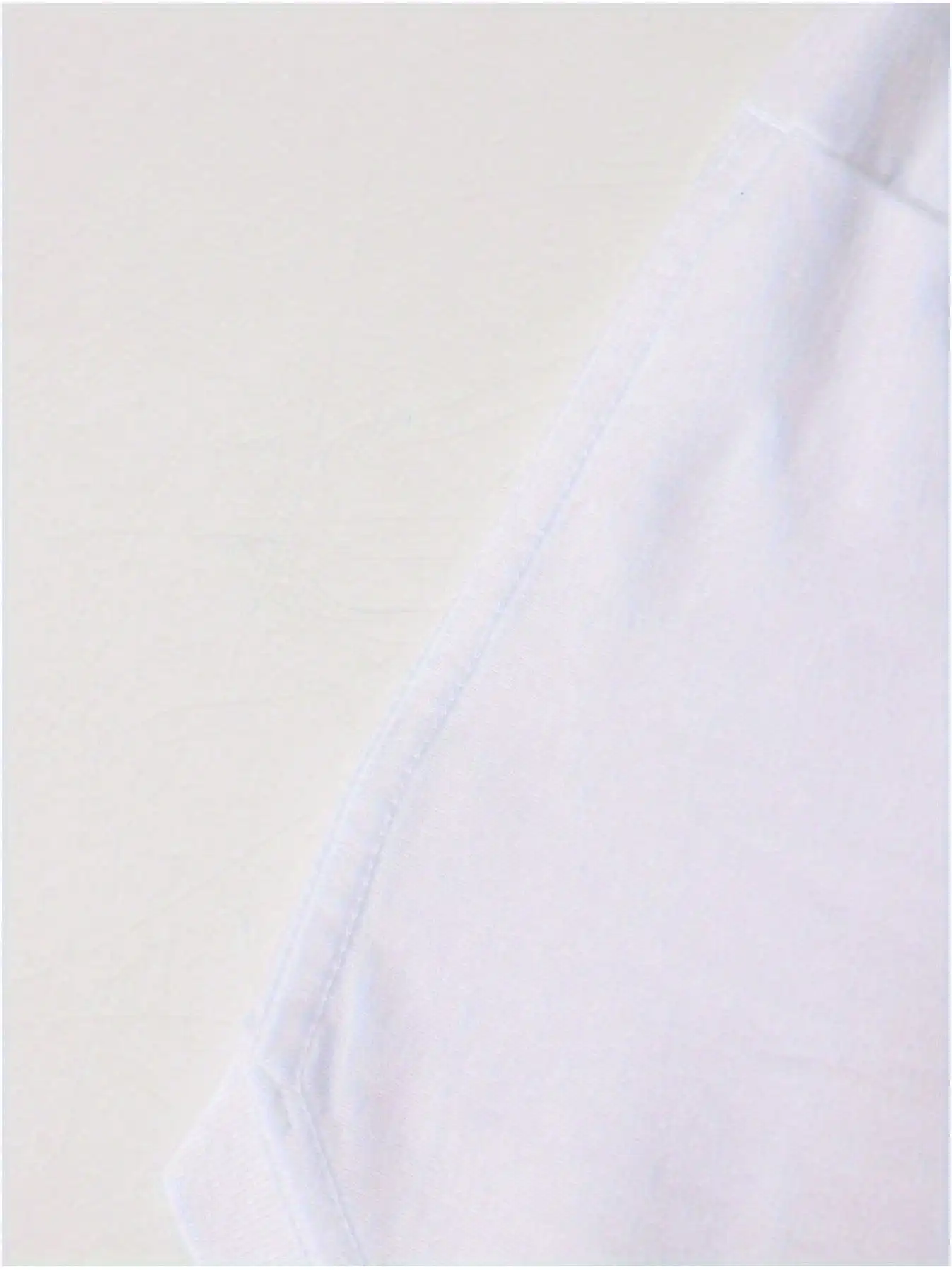 เสื้อยืดผ้าฝ้ายสีขาวสำหรับผู้ชายพร้อมกราฟิกหูฟังที่ละลายสีสันสดใส สไตล์สตรีทลำลอง แขนสั้น คอกลม