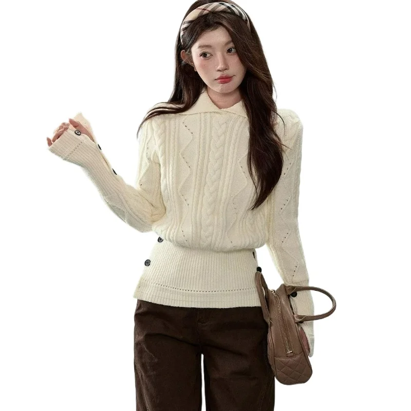 

2026 Autumn/winter New Fashion White Braided Korean-style Lapel New Chinese-style Design Sweater Knitted Top with Cinched Waist