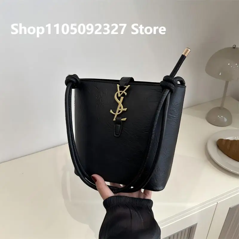 

Высококачественная модная женская сумка, новинка 2024, осенне-зимняя универсальная сумка-ведро в стиле ретро, роскошная дизайнерская сумка через плечо