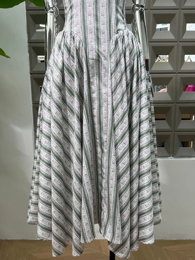 DFDG 2025 Damska Sukienka Projektanta z Kwadratowym Dekoltem, Cienkimi Ramiączkami, Kwiatowym Nadrukiem, Wyszczuplająca, Wiosenno-Letnia, Plażowa, Wakacyjna, Elegancka, Minimalistyczna