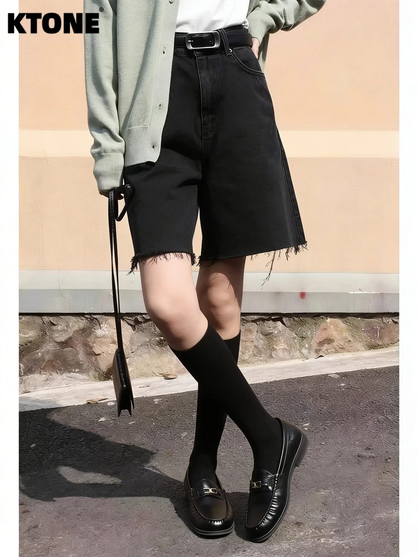 

Y2K Jeans Black Slim Denim Shorts Minimalist Drip For Dating No accessories or belts included