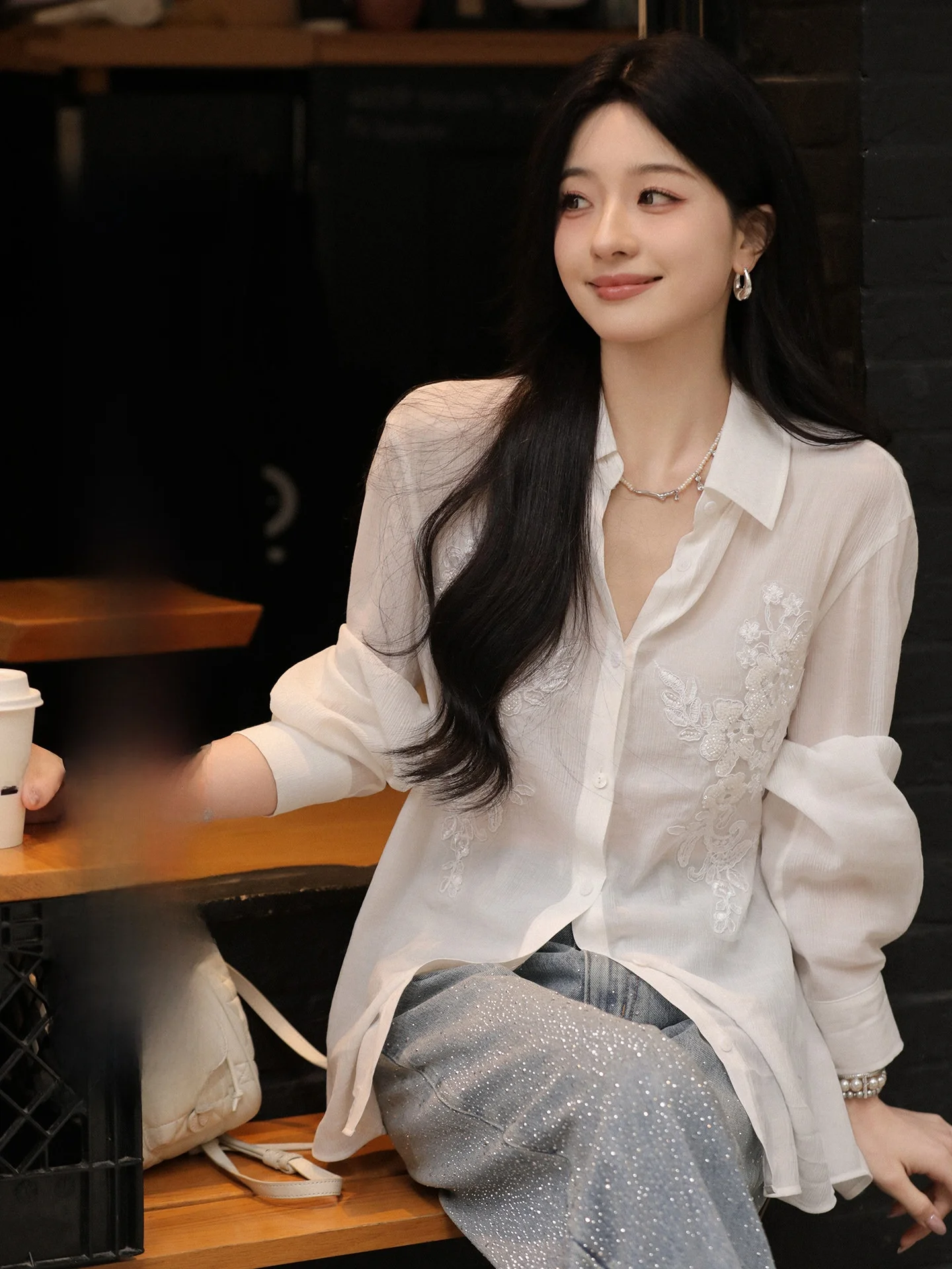 

Aboutpoem Summer Poem Loose Long Sve Embroidered ell Button Stand Collar Women's irt H-ape Oversized Cuter Commut...