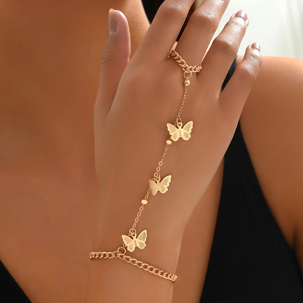 Women Butterfly Hand Chain Bracelet Ring Connected Finger Bracelet Hand Harness Boho Beach Party Body Jewelry Fashion Gift