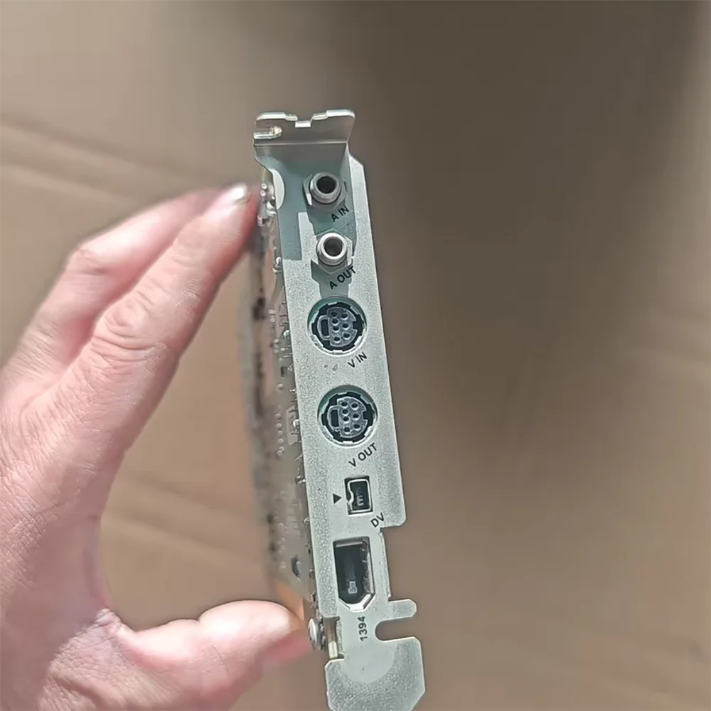 U13-PC-211 The Video Capture Card