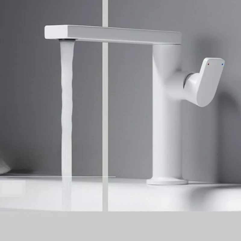 

1pc Bathroom 360° Rotating Brass Faucets Easy Install Single Handle Hot Cold Water Cream White Single Hole Faucet